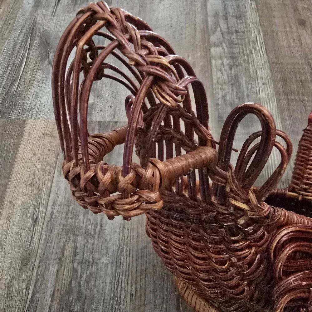 Rooster Woven Basket Wooden Comb Beak Brown Farmhouse Wicker